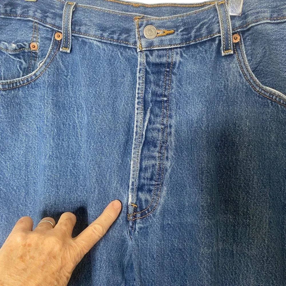 Vintage Levis 501 Jeans Mens W40 L32 (38x31) Button Fly Straight Leg Red Tab 90'